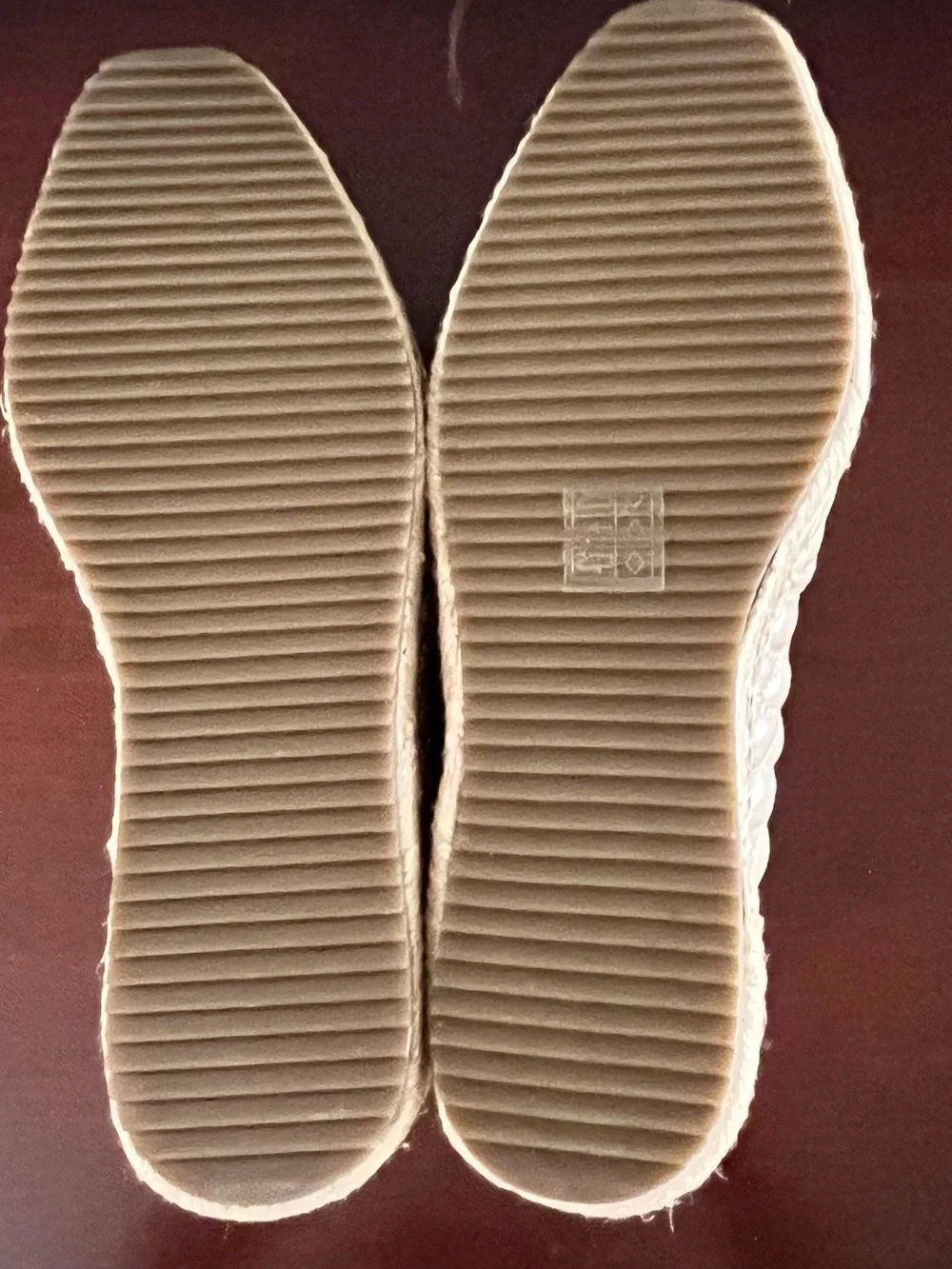 Karl Lagerfeld Desta Quilted Leather Slip-On Espadrille Platform Flats 7  New